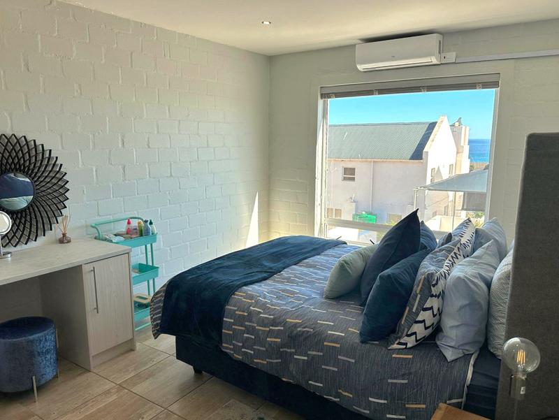 4 Bedroom Property for Sale in Da Gama Bay Western Cape